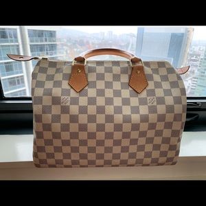 Louis Vuitton Speedy 30